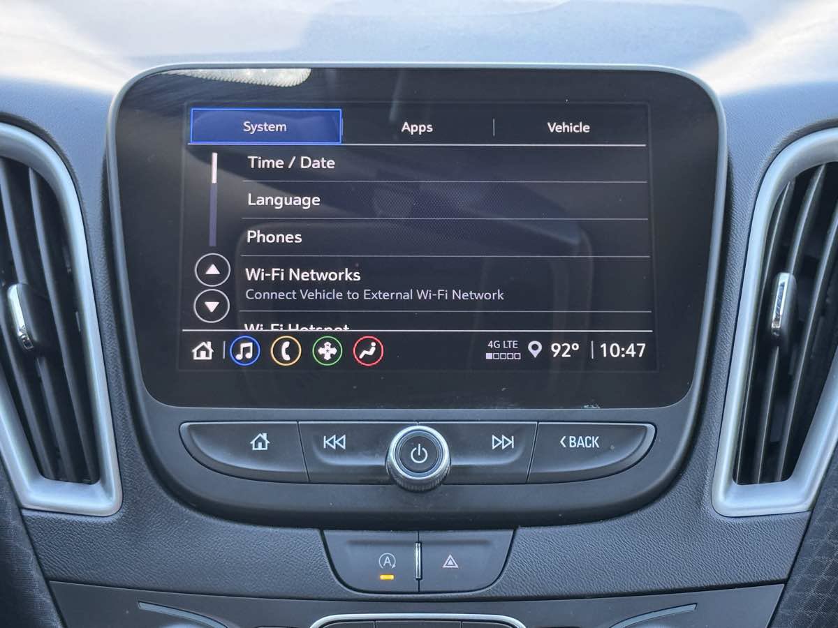 Used 2025 Chevrolet Malibu LT FWD image 23