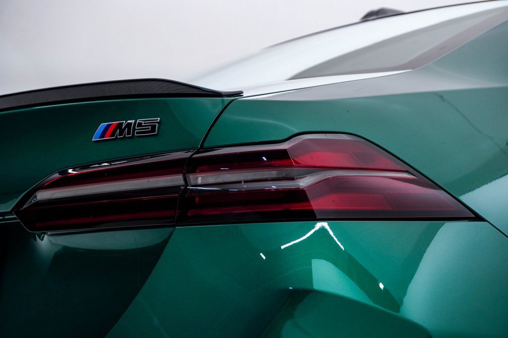 Used 2025 BMW M5 w/ Carbon Package image 14