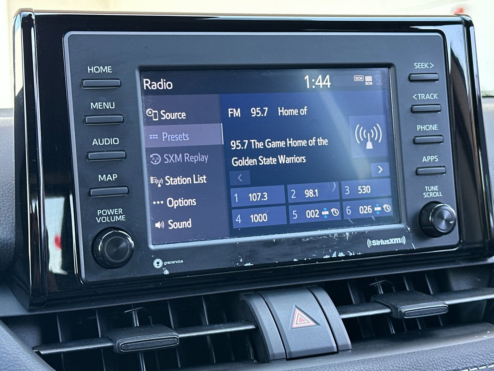 Used 2022 Toyota RAV4 LE image 18