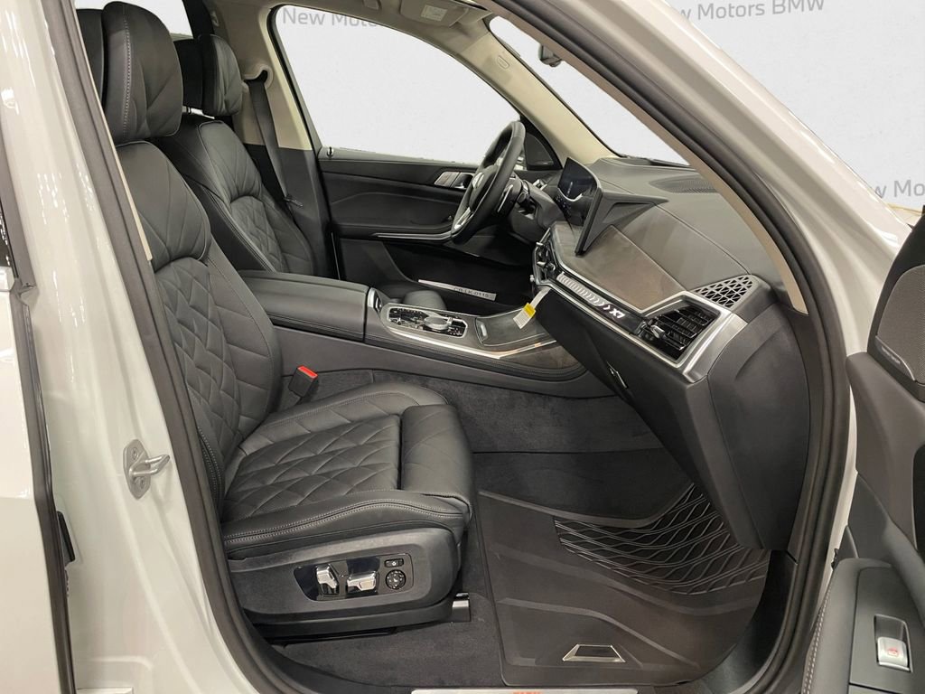 New 2026 BMW X7 xDrive40i image 15