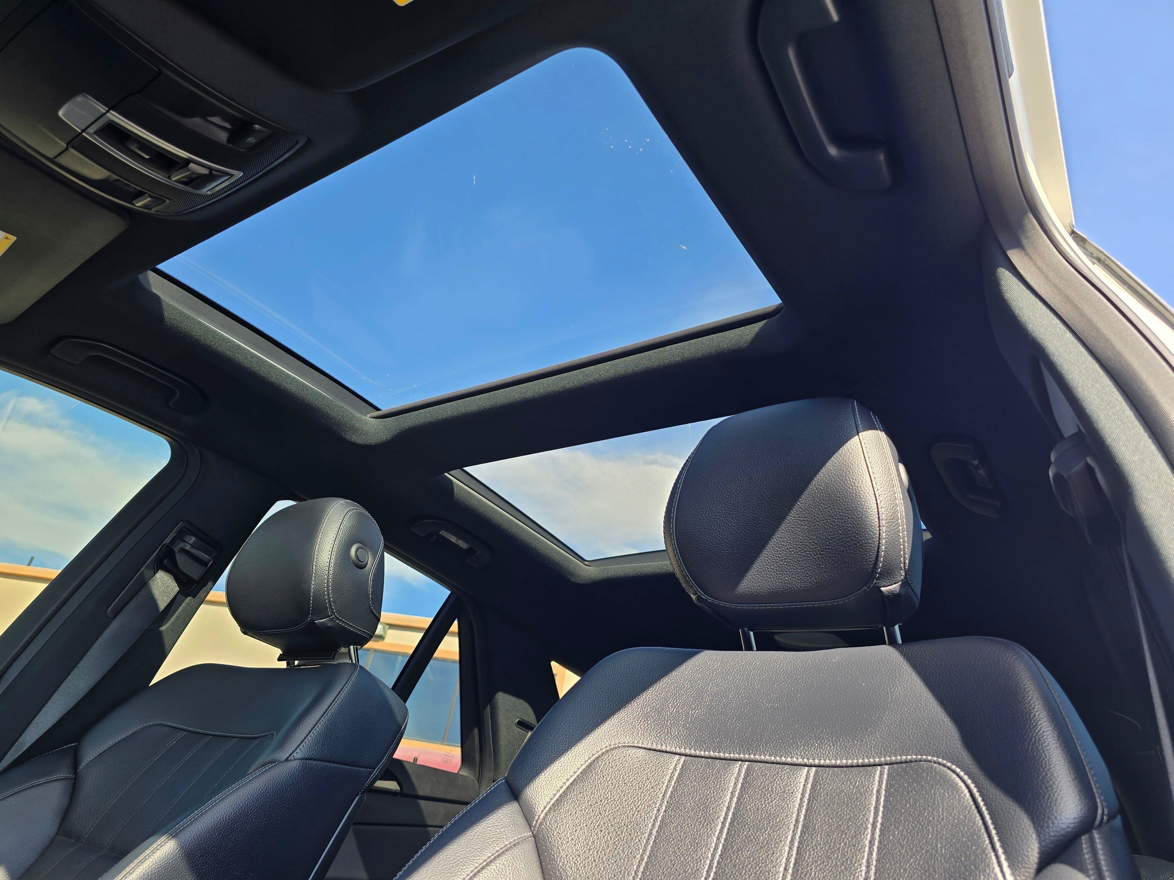 Used 2018 Mercedes-Benz GLE 350 4MATIC image 29