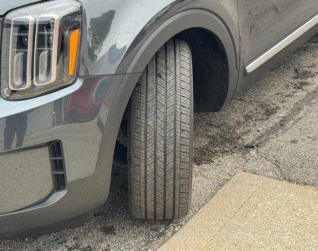 Used 2023 Kia Telluride SX AWD/4WD image 13