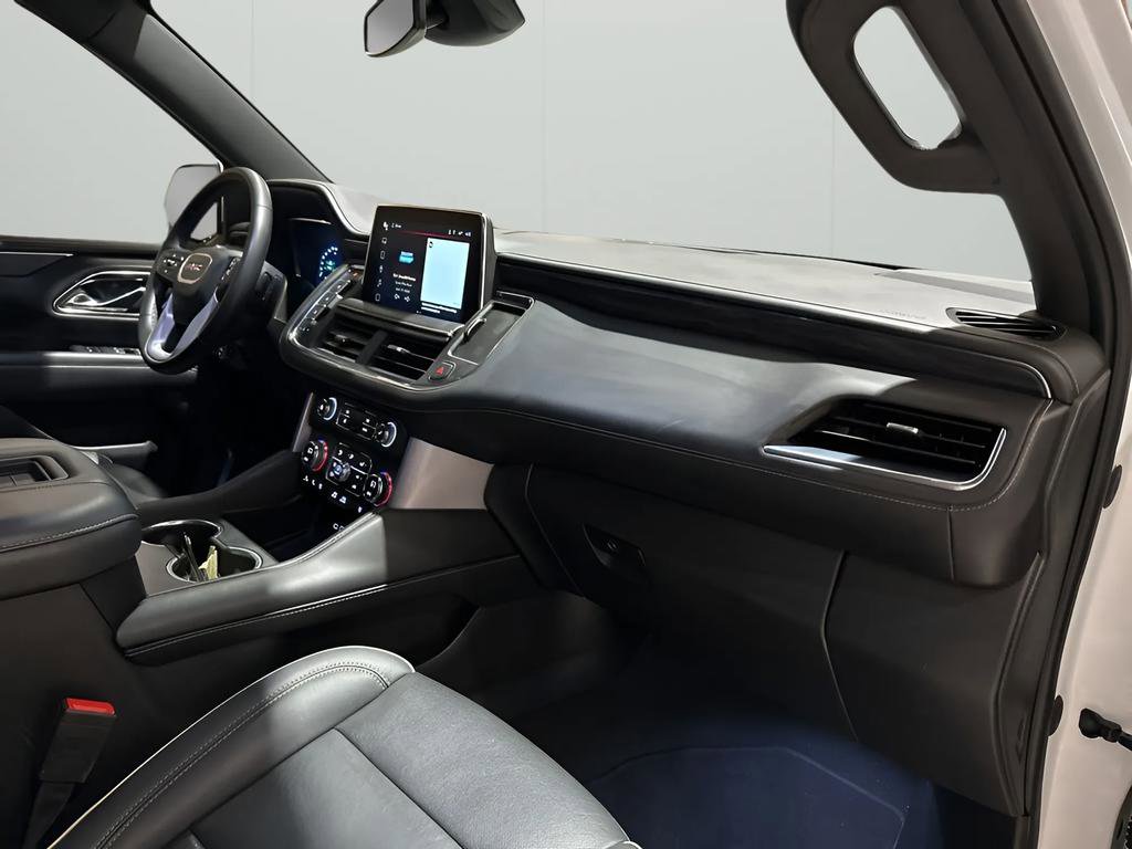 Used 2023 GMC Yukon SLT image 13