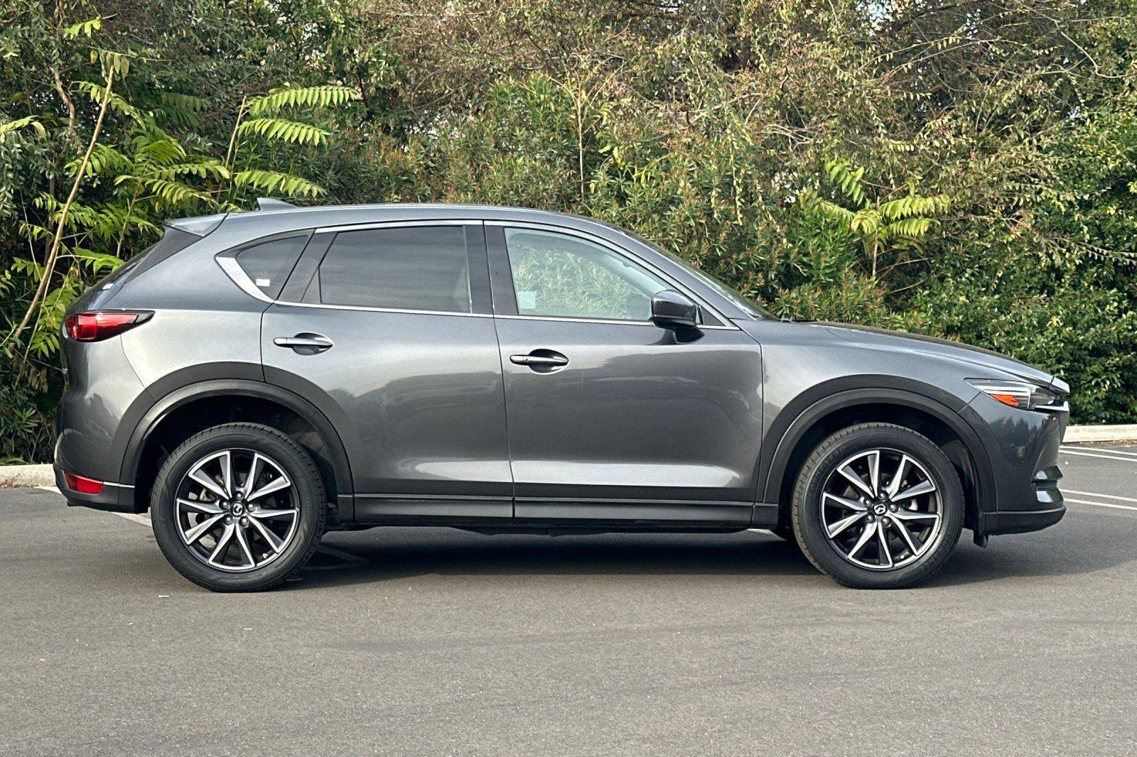 Used 2018 MAZDA CX-5 Grand Touring w/ Premium Package image 3
