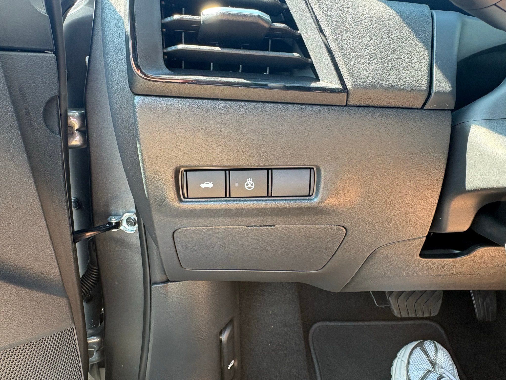 New 2027 Nissan Sentra SV w/ SV Convenience Package FWD image 21