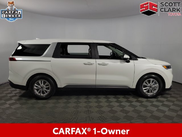 Used 2022 Kia Carnival LX FWD image 11