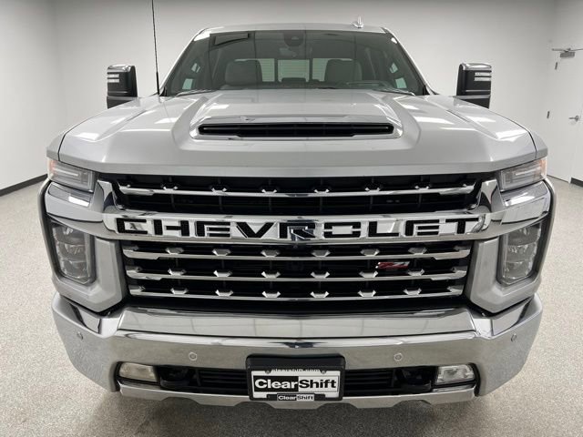 Used 2020 Chevrolet Silverado 2500 LTZ image 3