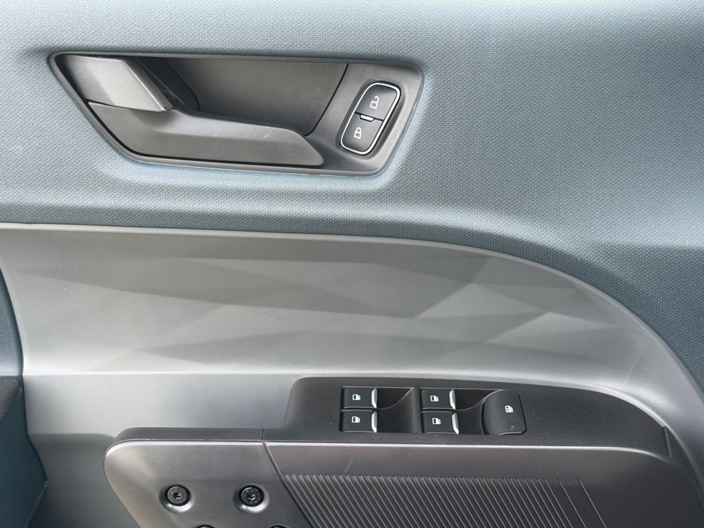 New 2025 Ford Maverick XL w/ Equipment Group 102A image 23