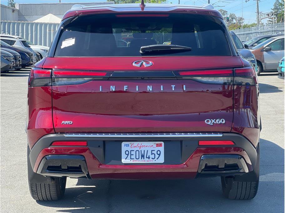 Used 2023 INFINITI QX60 Luxe w/ Cargo Package image 4