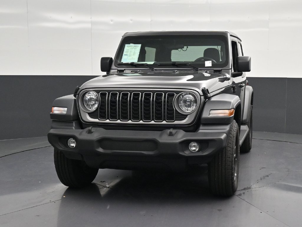 Used 2026 Jeep Wrangler Sport AWD/4WD image 6