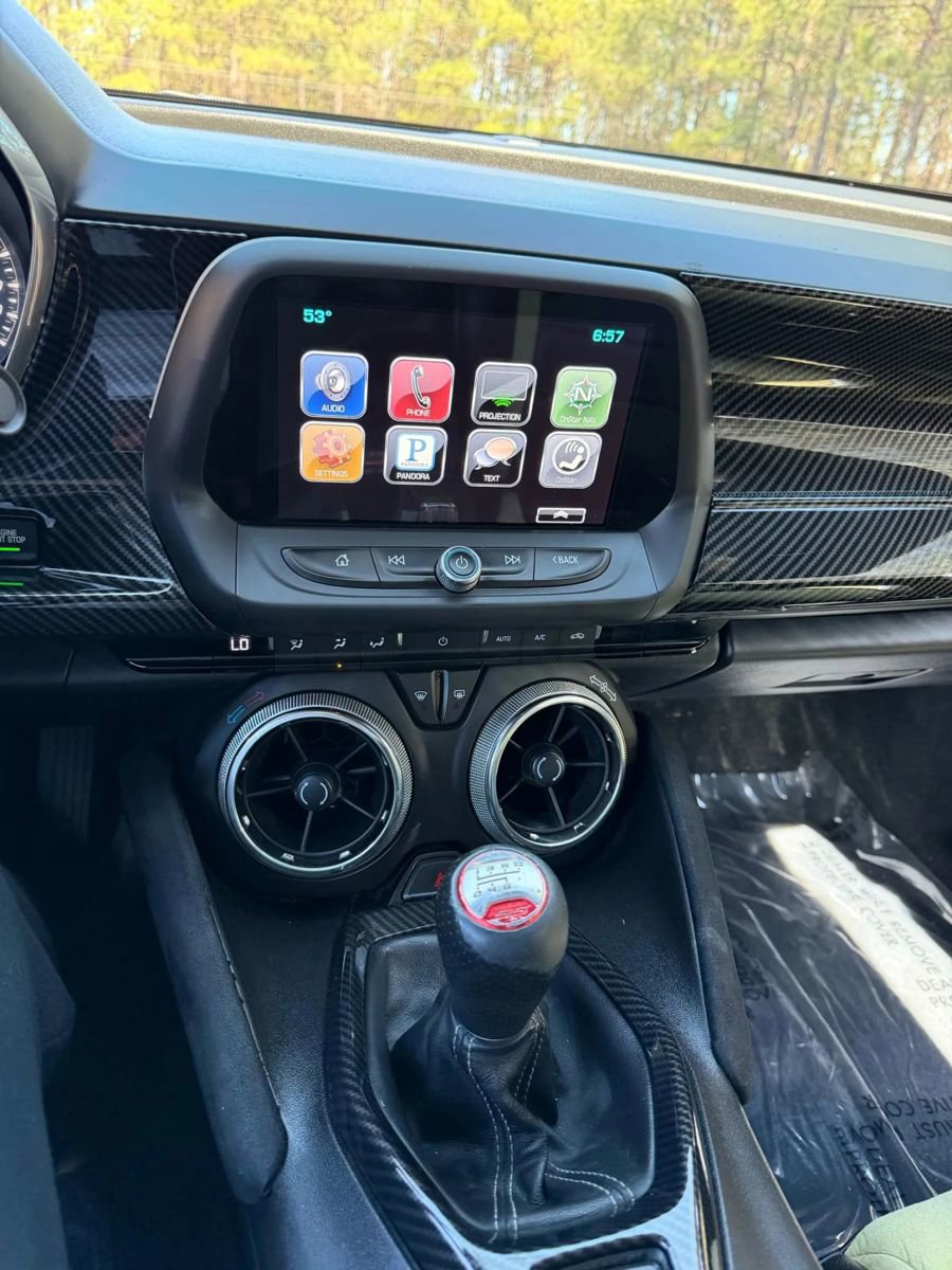 Used 2016 Chevrolet Camaro SS image 19