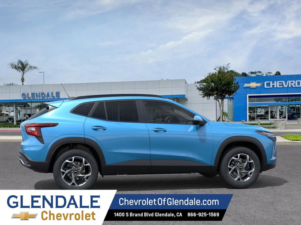 New 2026 Chevrolet Trax LT w/ Driver Confidence Package image 5