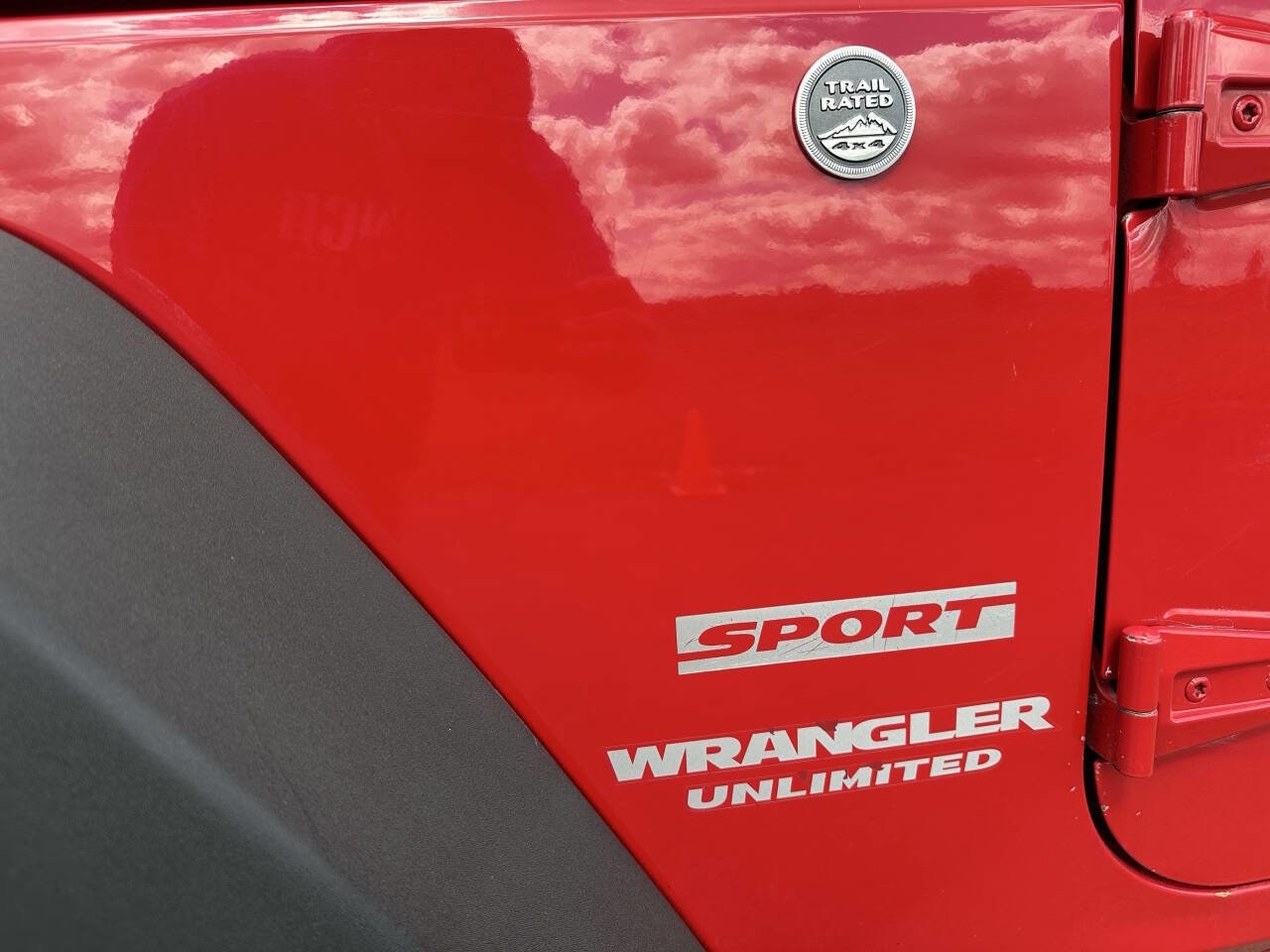 Used 2011 Jeep Wrangler Unlimited Sport image 12