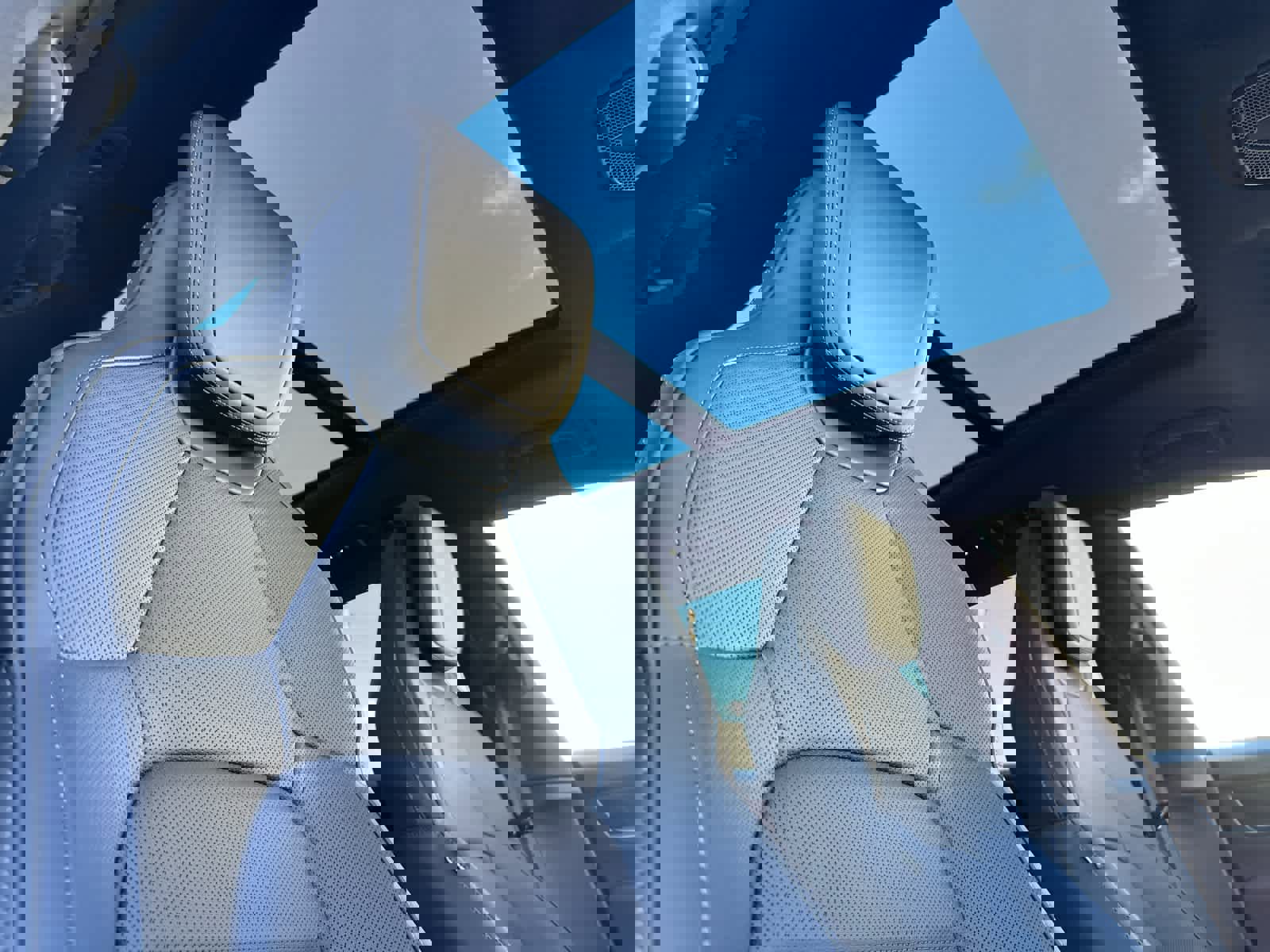 New 2026 Porsche Macan 4S Electric image 18