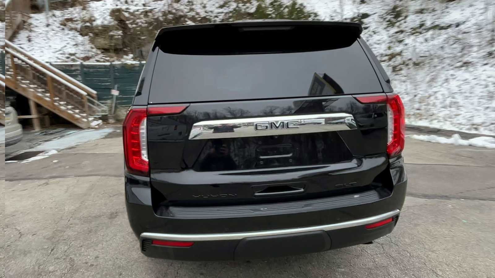 Certified 2023 GMC Yukon SLT image 8