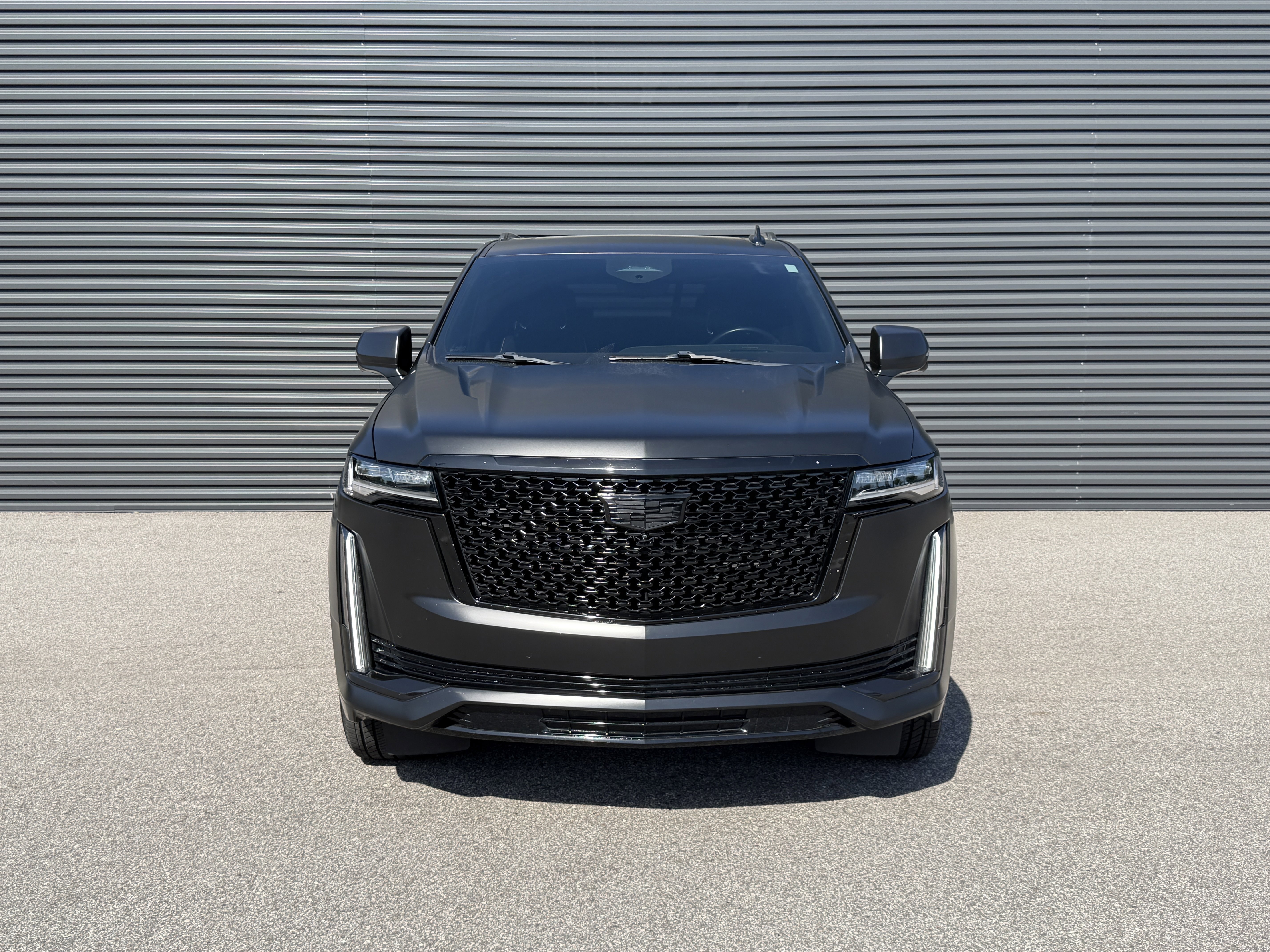 Used 2023 Cadillac Escalade Premium Luxury image 6