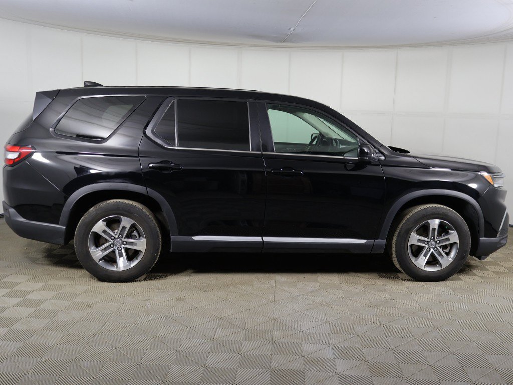 Used 2025 Honda Pilot EX-L image 14