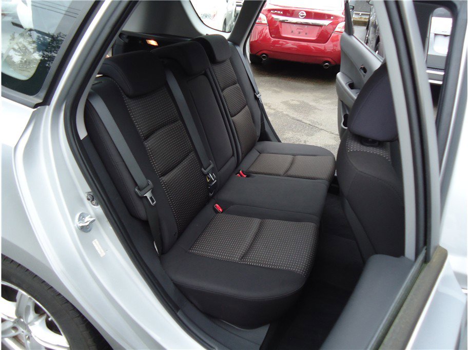 Used 2010 Hyundai Elantra GLS image 13