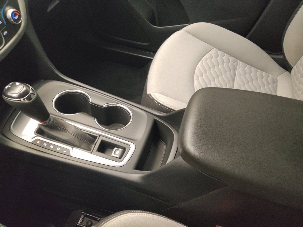 Used 2019 Chevrolet Equinox LS FWD image 26