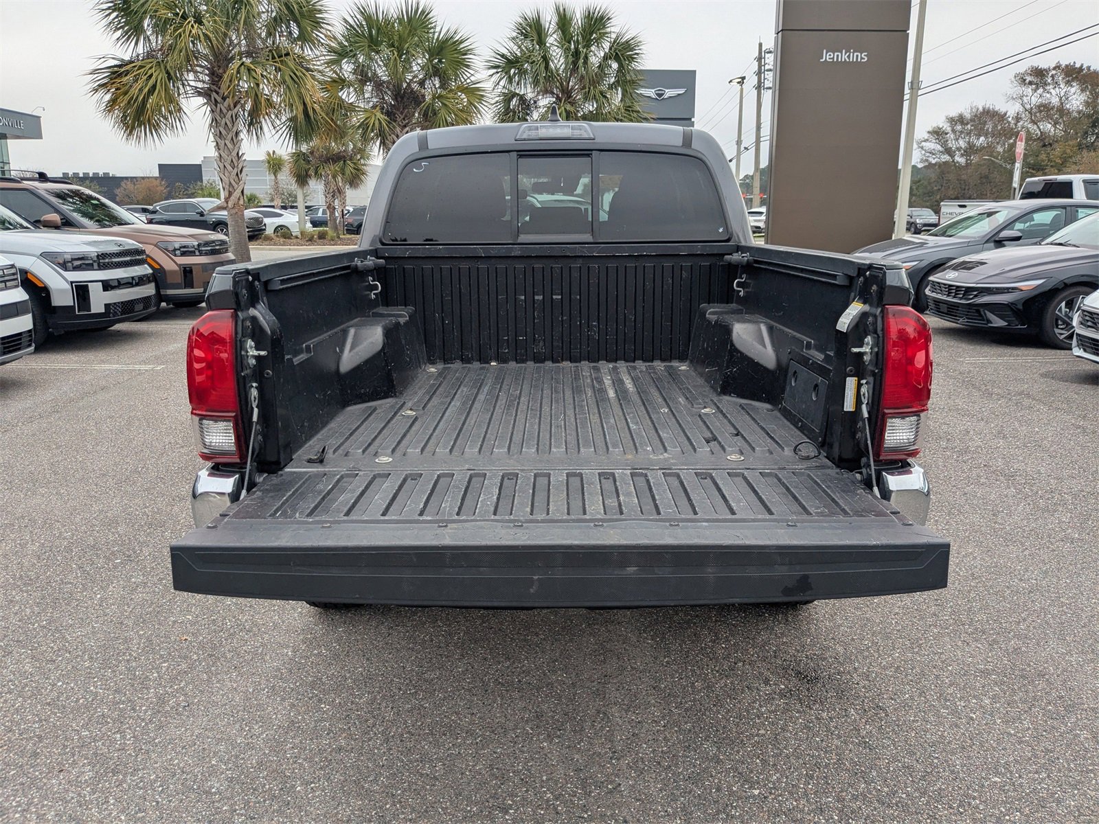Used 2023 Toyota Tacoma image 20