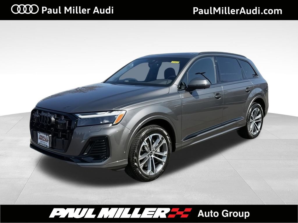 Used 2025 Audi Q7 2.0T Premium w/ Convenience Plus Package