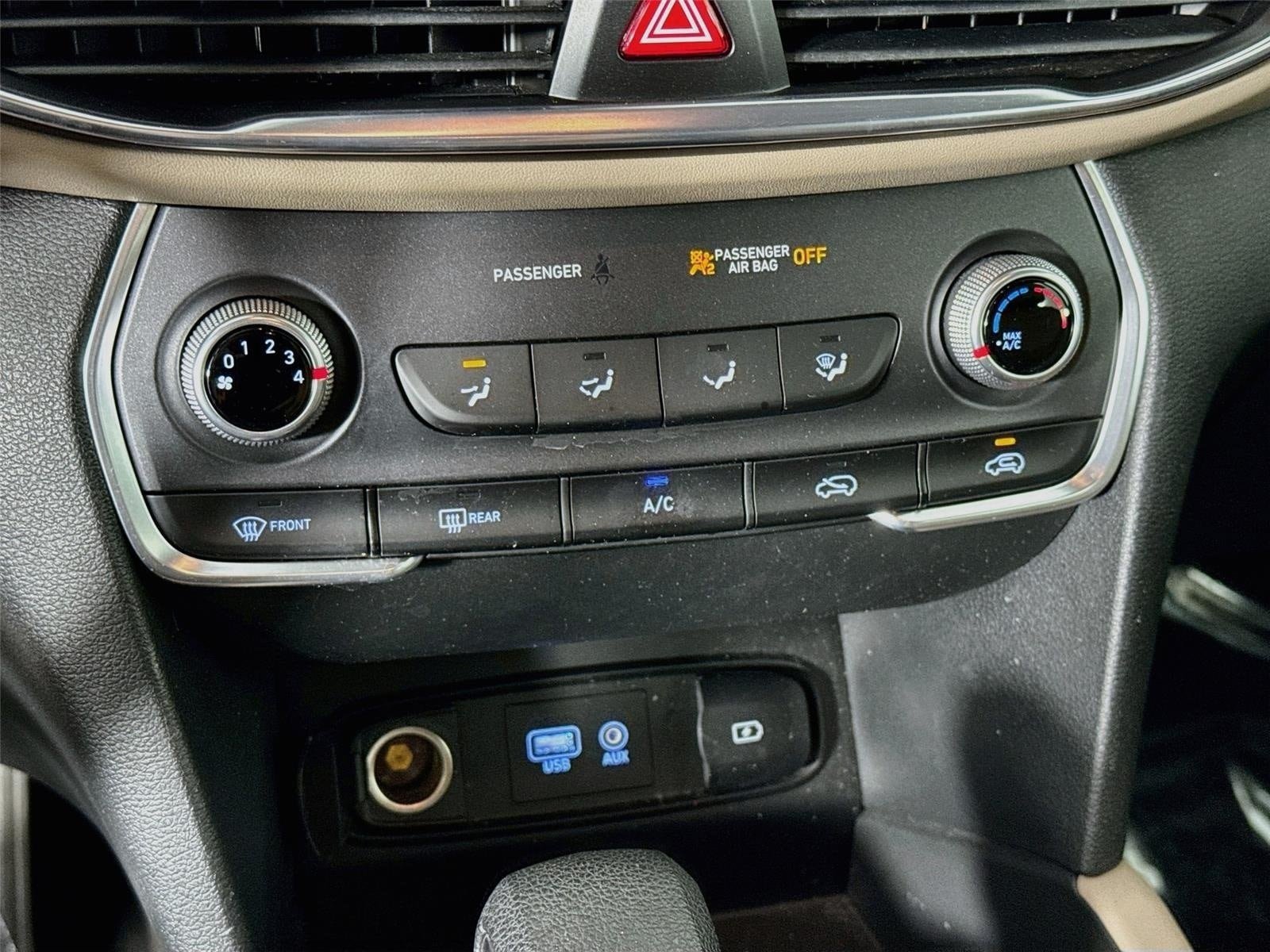 Used 2020 Hyundai Santa Fe SE FWD image 16