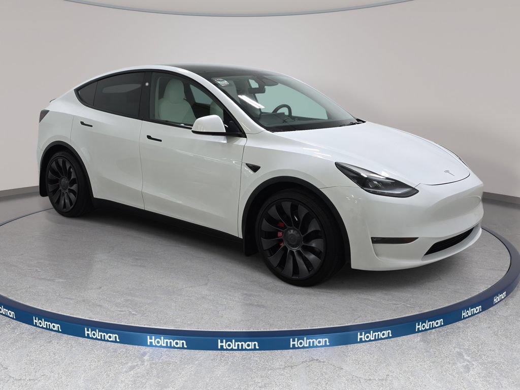 Used 2024 Tesla Model Y Performance AWD/4WD image 4