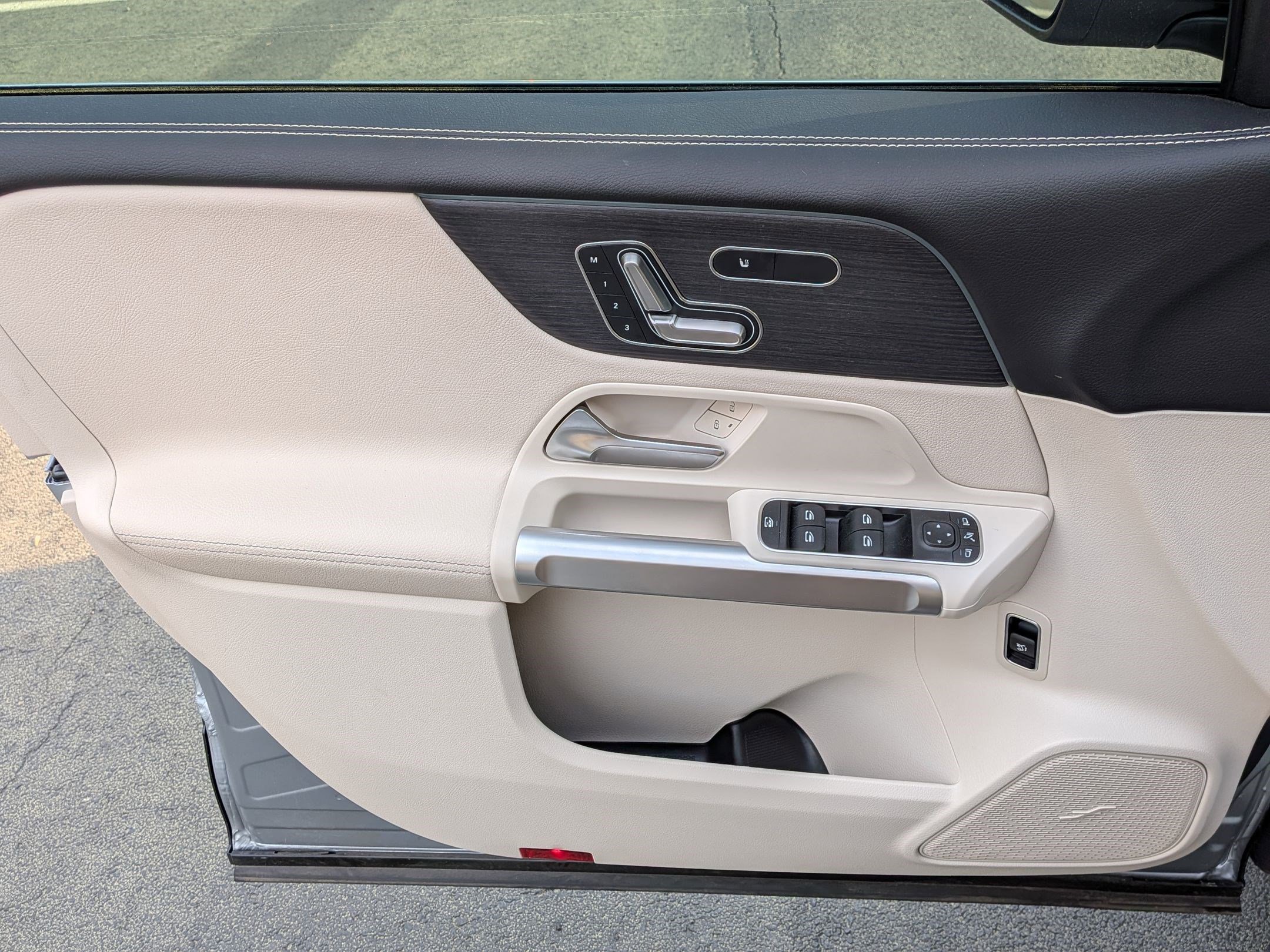 Certified 2026 Mercedes-Benz GLB 250 image 13