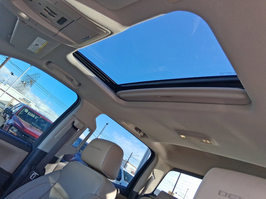 Used 2018 GMC Sierra 1500 Denali image 17