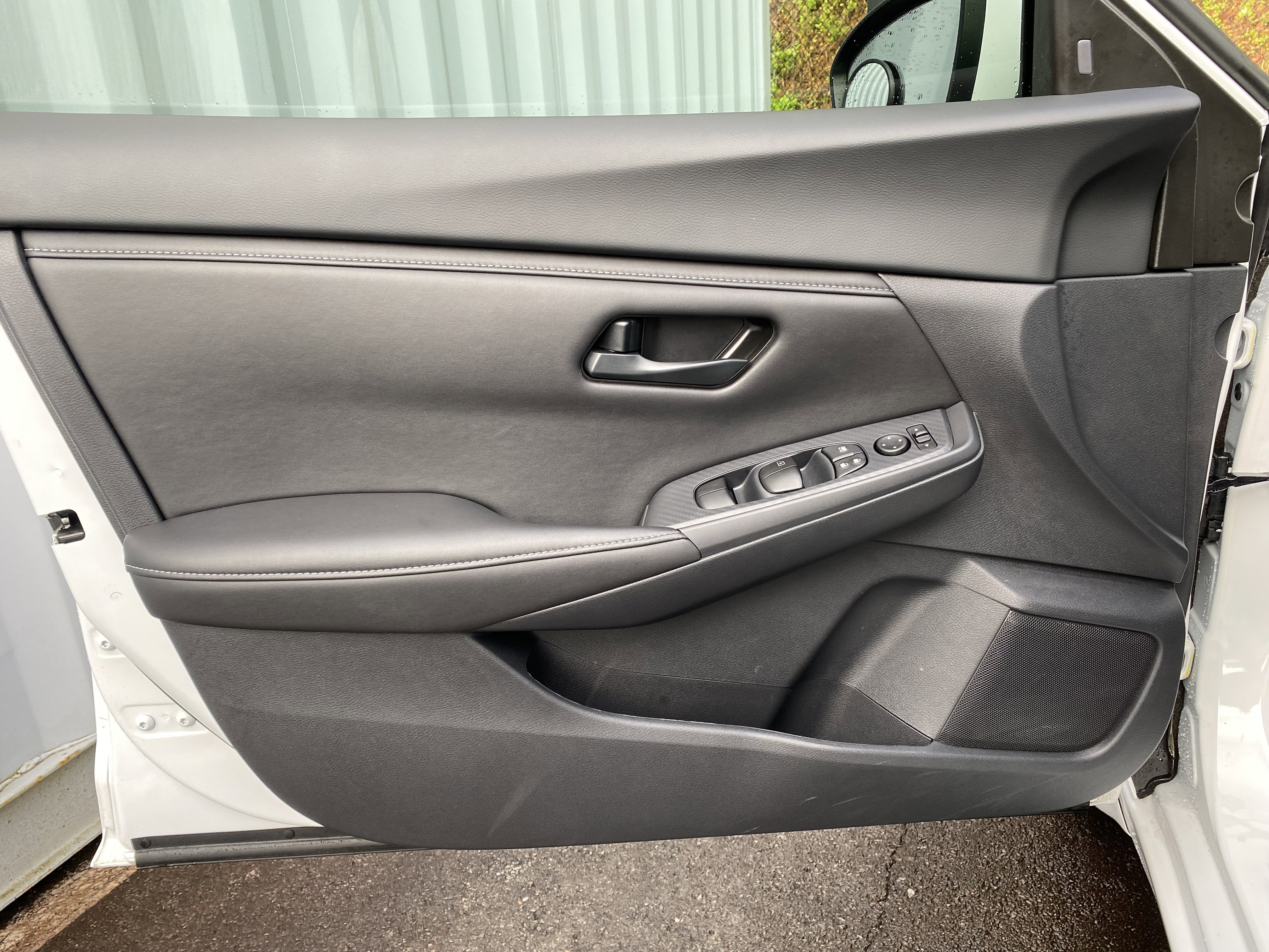 Used 2025 Nissan Sentra S FWD image 14