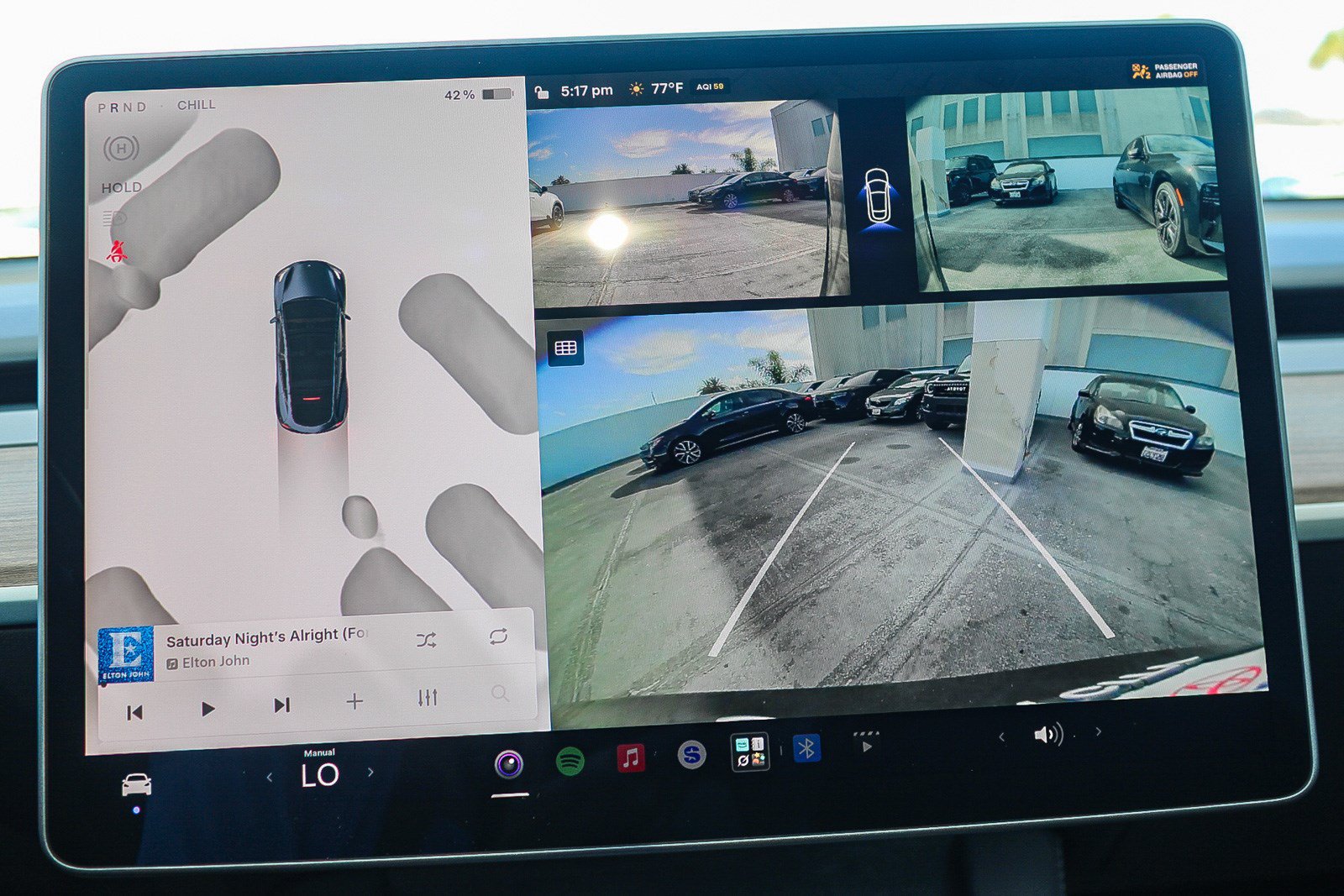Used 2024 Tesla Model Y Long Range AWD/4WD image 25