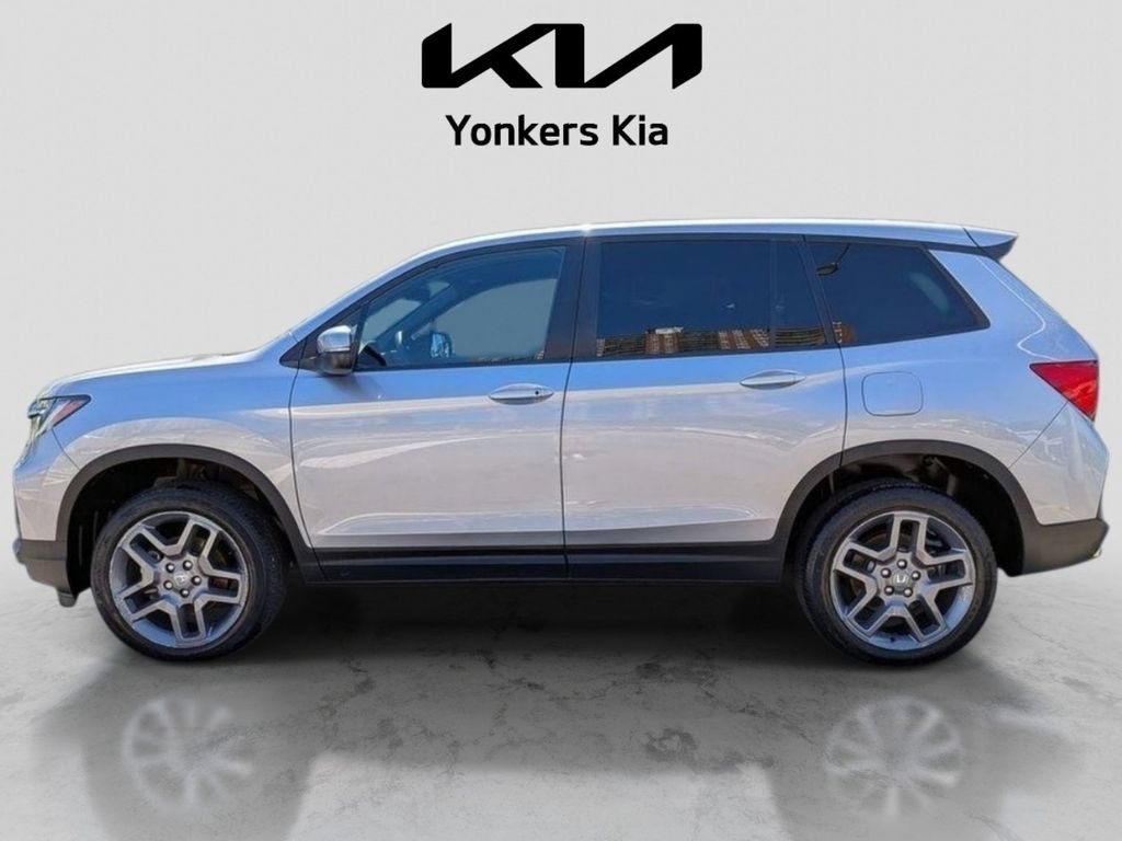 Used 2023 Honda Passport EX-L image 11
