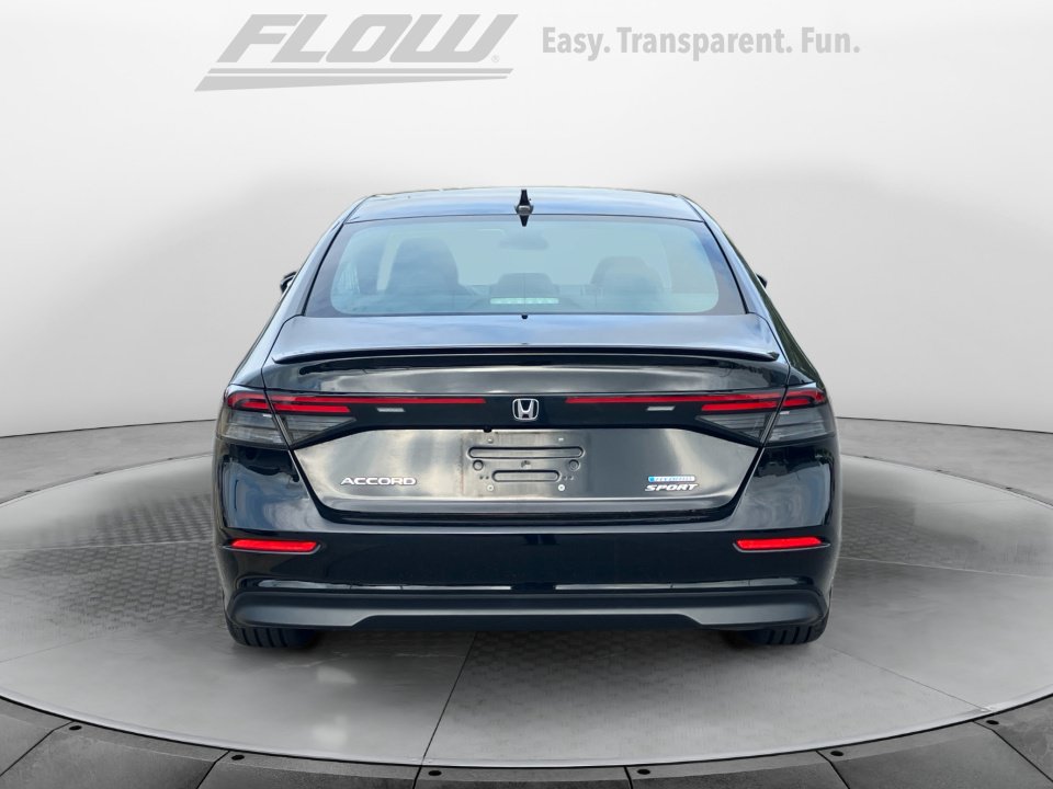 Used 2023 Honda Accord Sport image 8