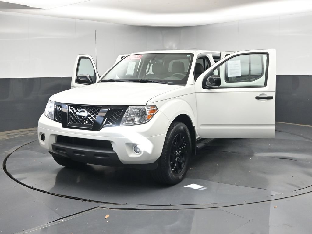 Used 2020 Nissan Frontier SV w/ Midnight Edition Floor Mats RWD image 42