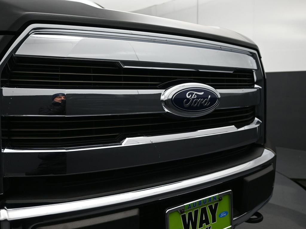 Used 2016 Ford F150 King Ranch w/ Equipment Group 601A Luxury image 15