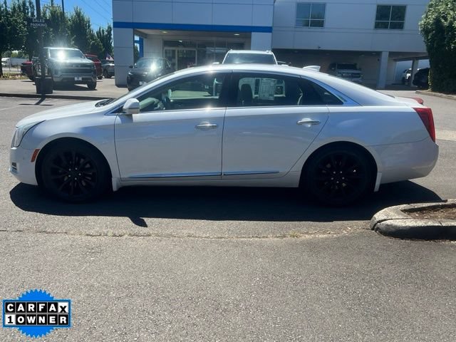 Used 2016 Cadillac XTS Premium w/ Driver Assist Package FWD image 4