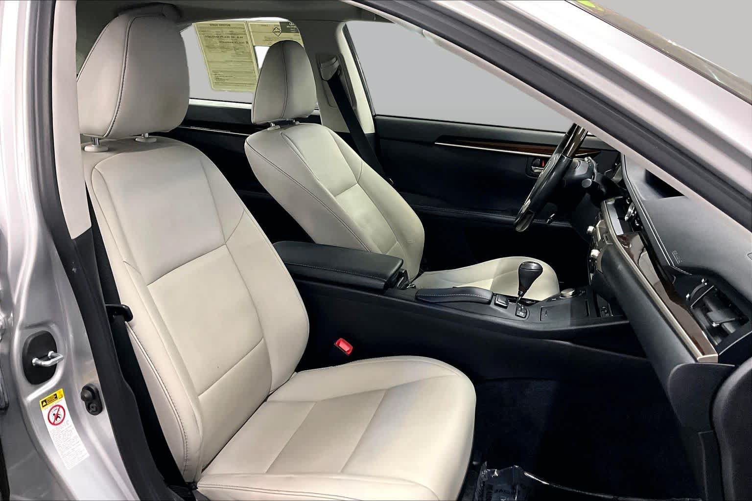 Used 2013 Lexus ES 350 w/ Premium Pkg FWD image 8