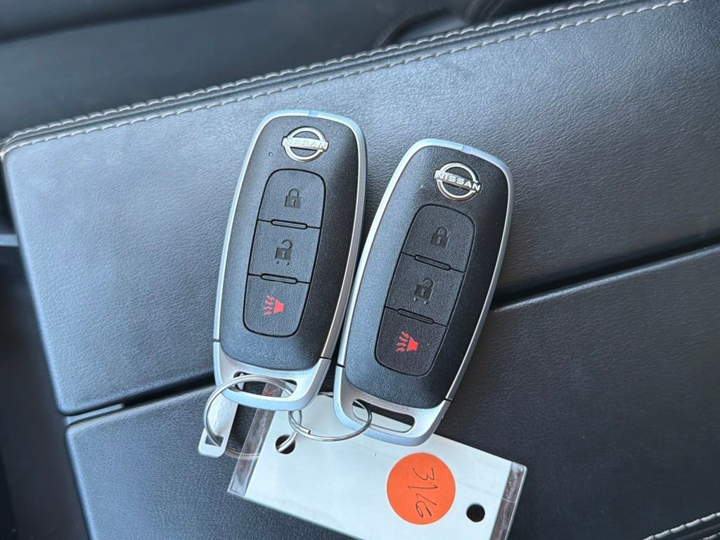 Certified 2025 Nissan Rogue S image 26