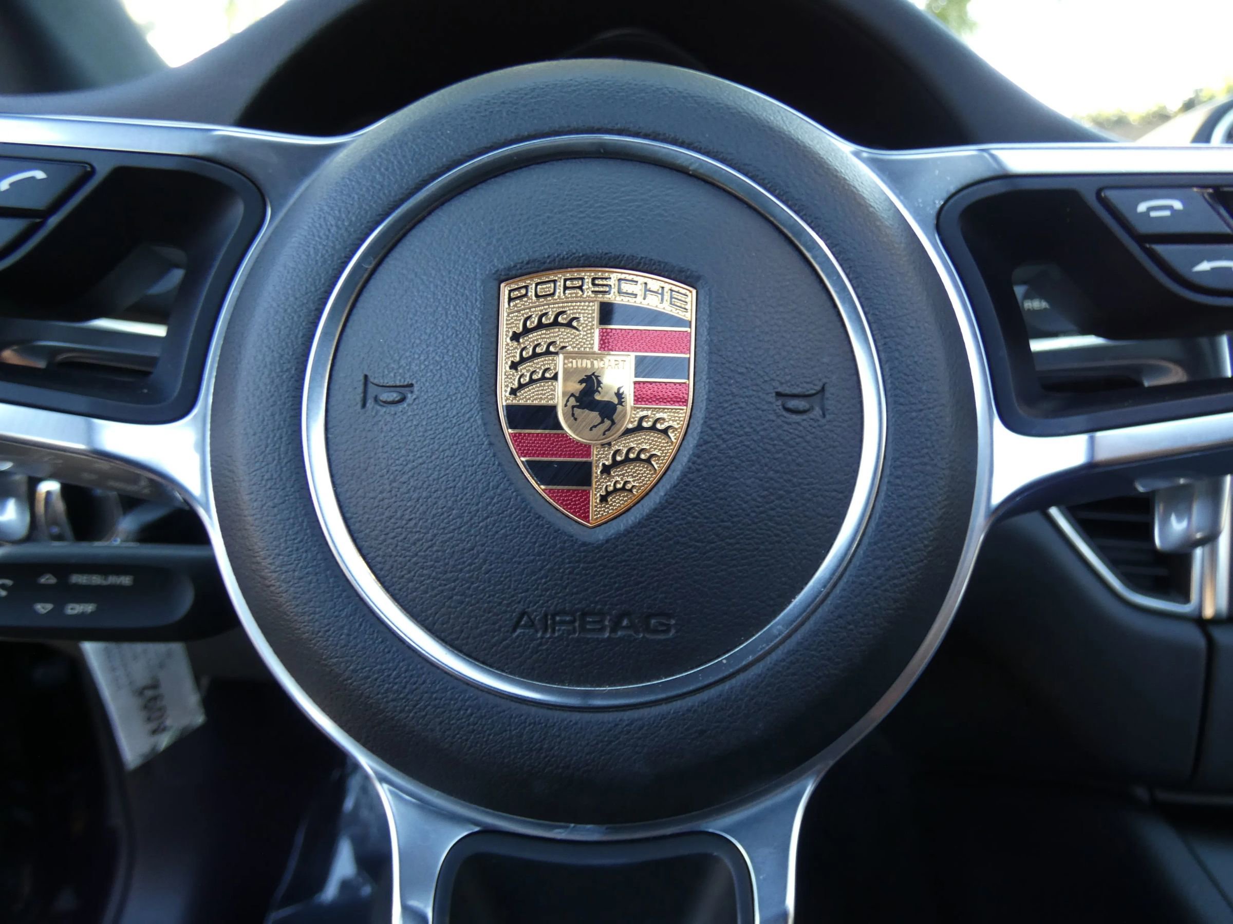 Used 2018 Porsche Macan Sport Edition image 66