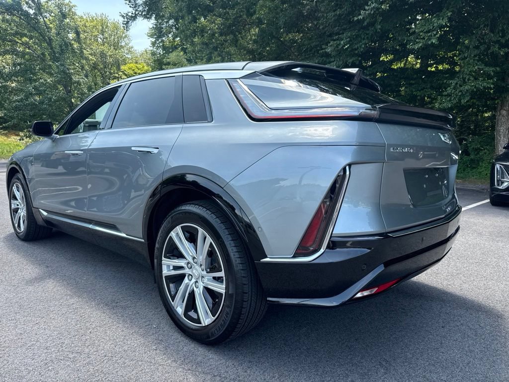Used 2024 Cadillac Lyriq Tech w/ Driver Assist Package AWD/4WD image 3
