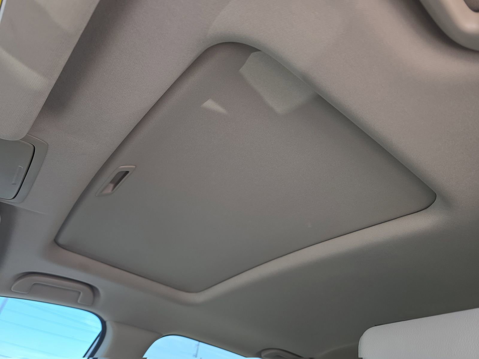 Used 2018 Honda CR-V Touring image 16