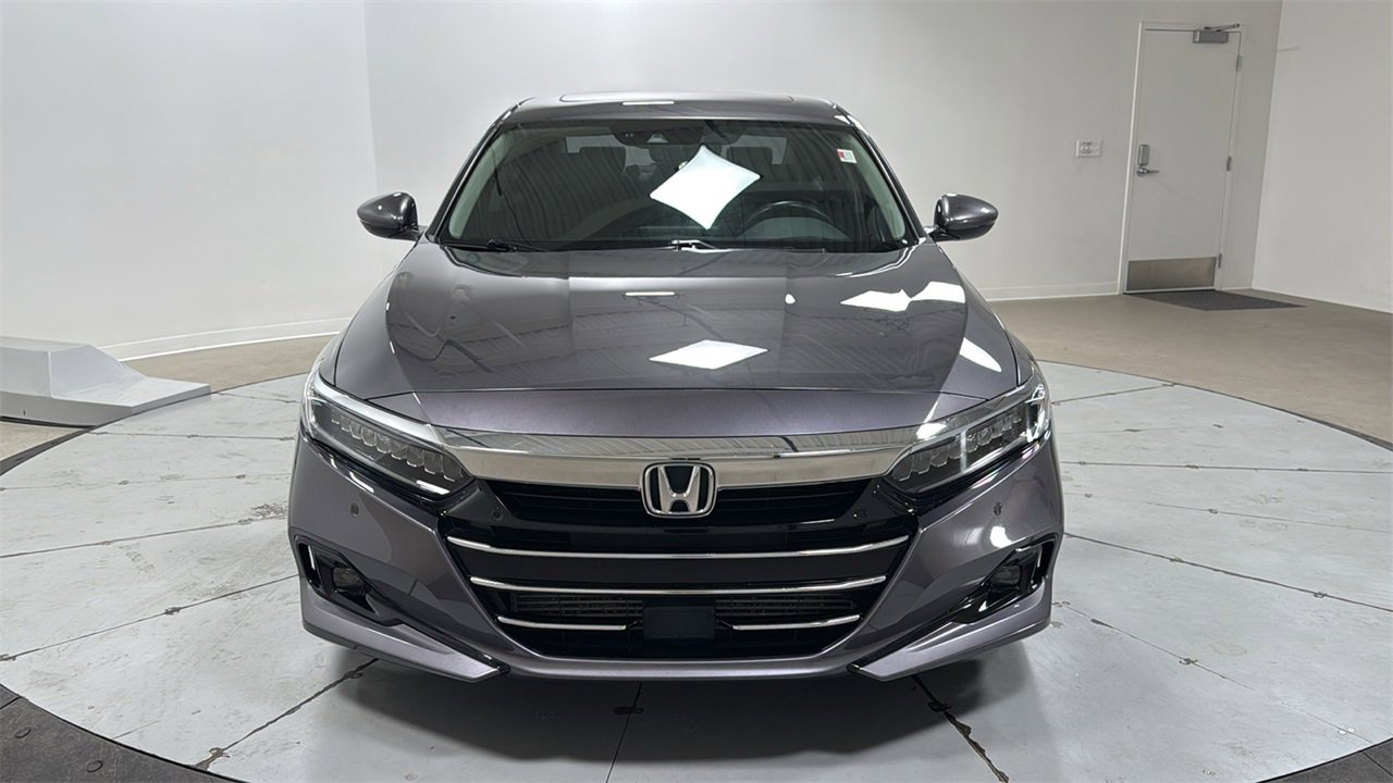 Used 2021 Honda Accord Touring image 2