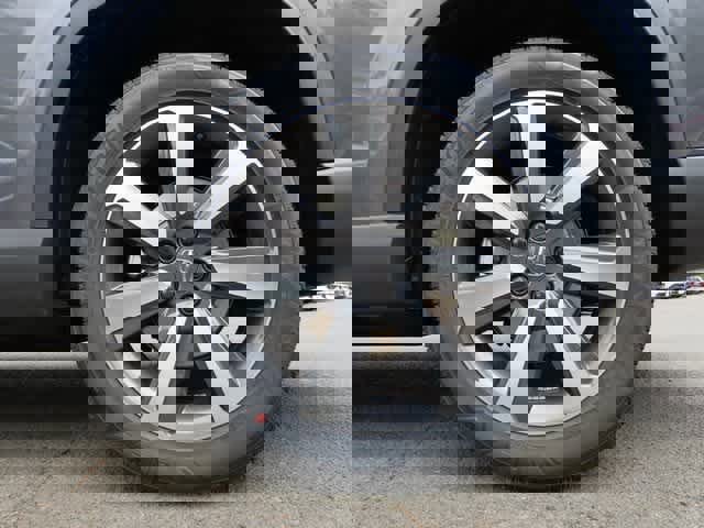 New 2026 Honda Pilot Touring image 9