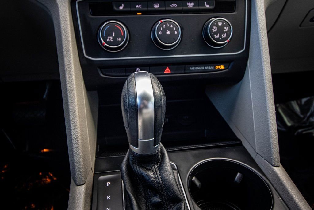 Used 2018 Volkswagen Atlas SE image 37