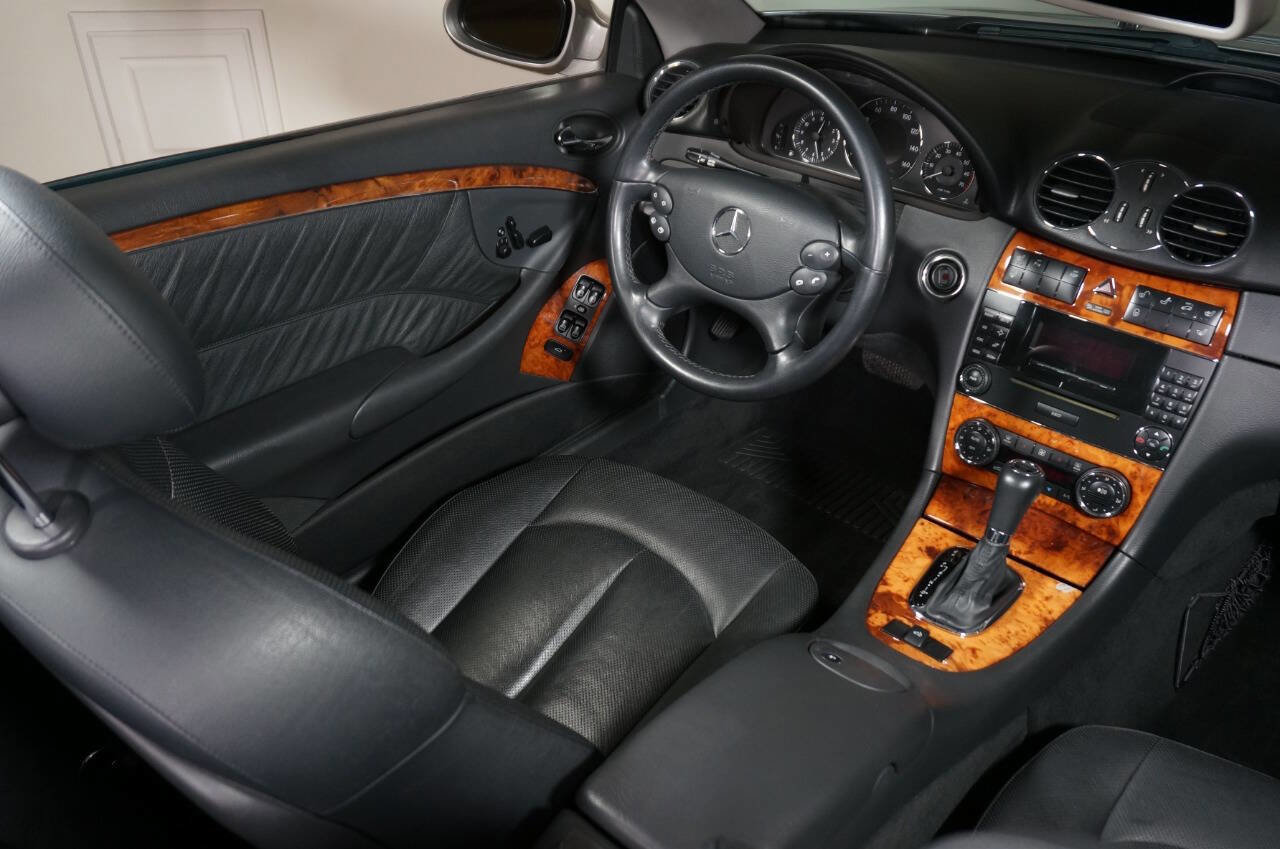 Used 2005 Mercedes-Benz CLK 500 Cabriolet image 13