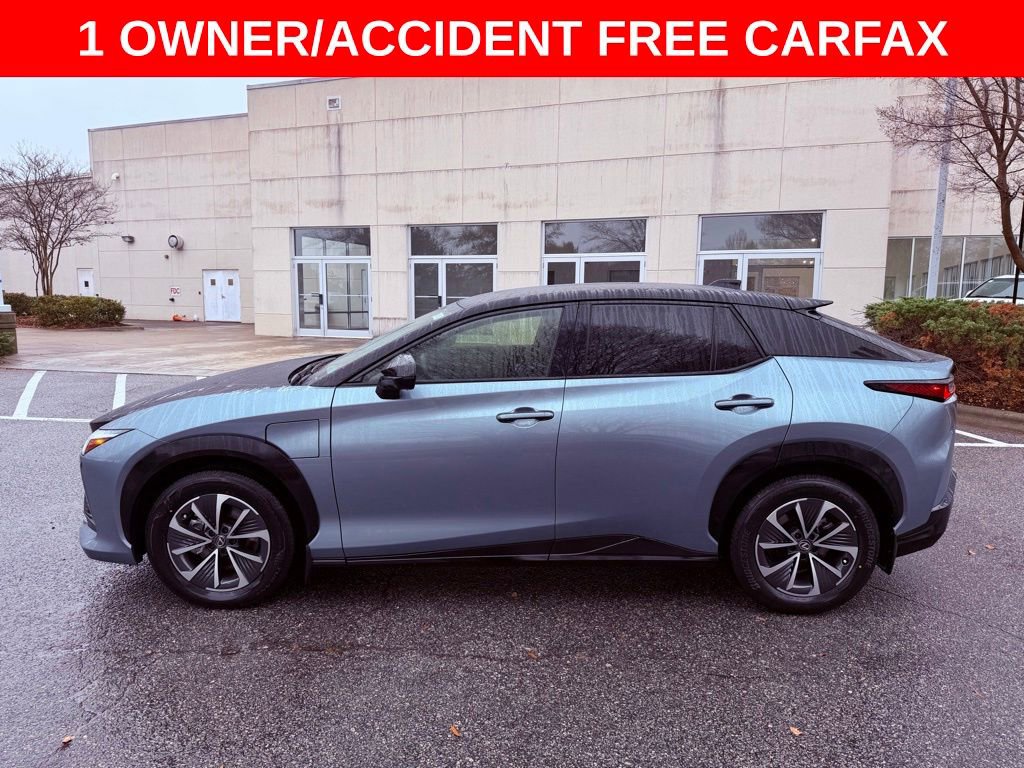 Certified 2023 Lexus RZ 450e Premium w/ Accessory Package (A2) image 4