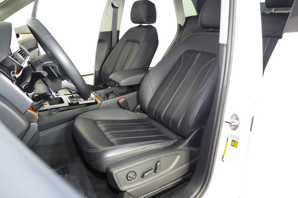 Used 2023 Audi Q5 2.0T Premium AWD/4WD image 21