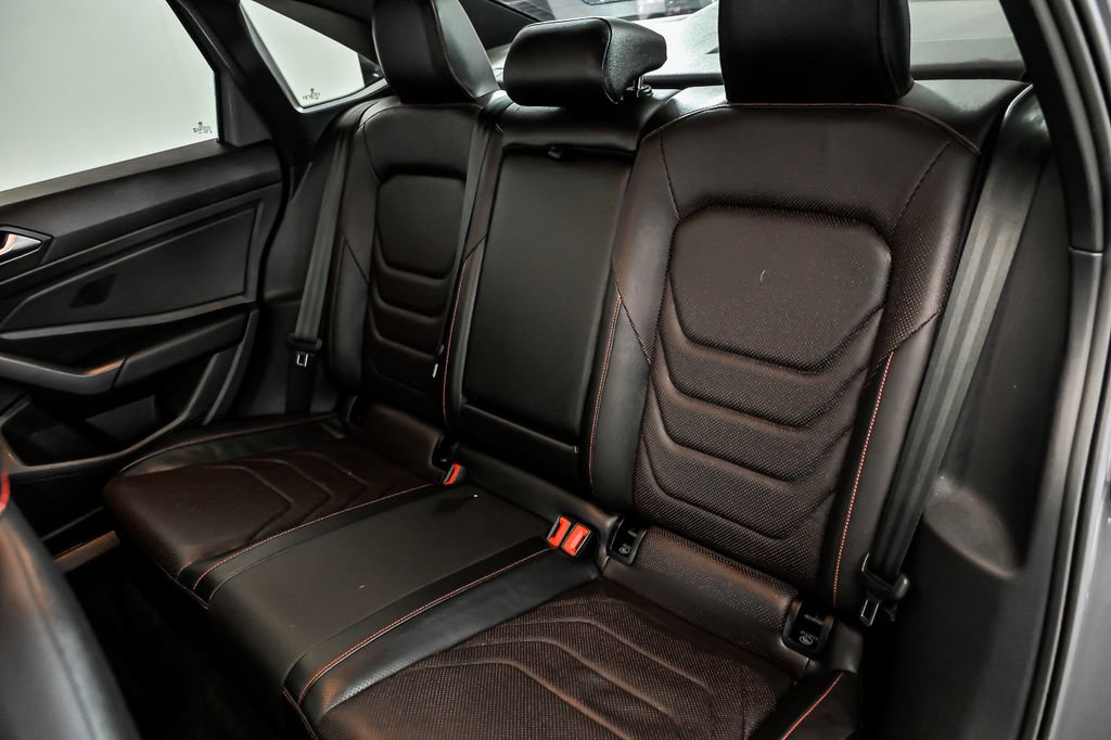 Used 2023 Volkswagen Jetta GLI Autobahn image 15