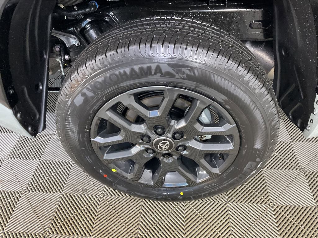 New 2026 Toyota Tundra Platinum image 5