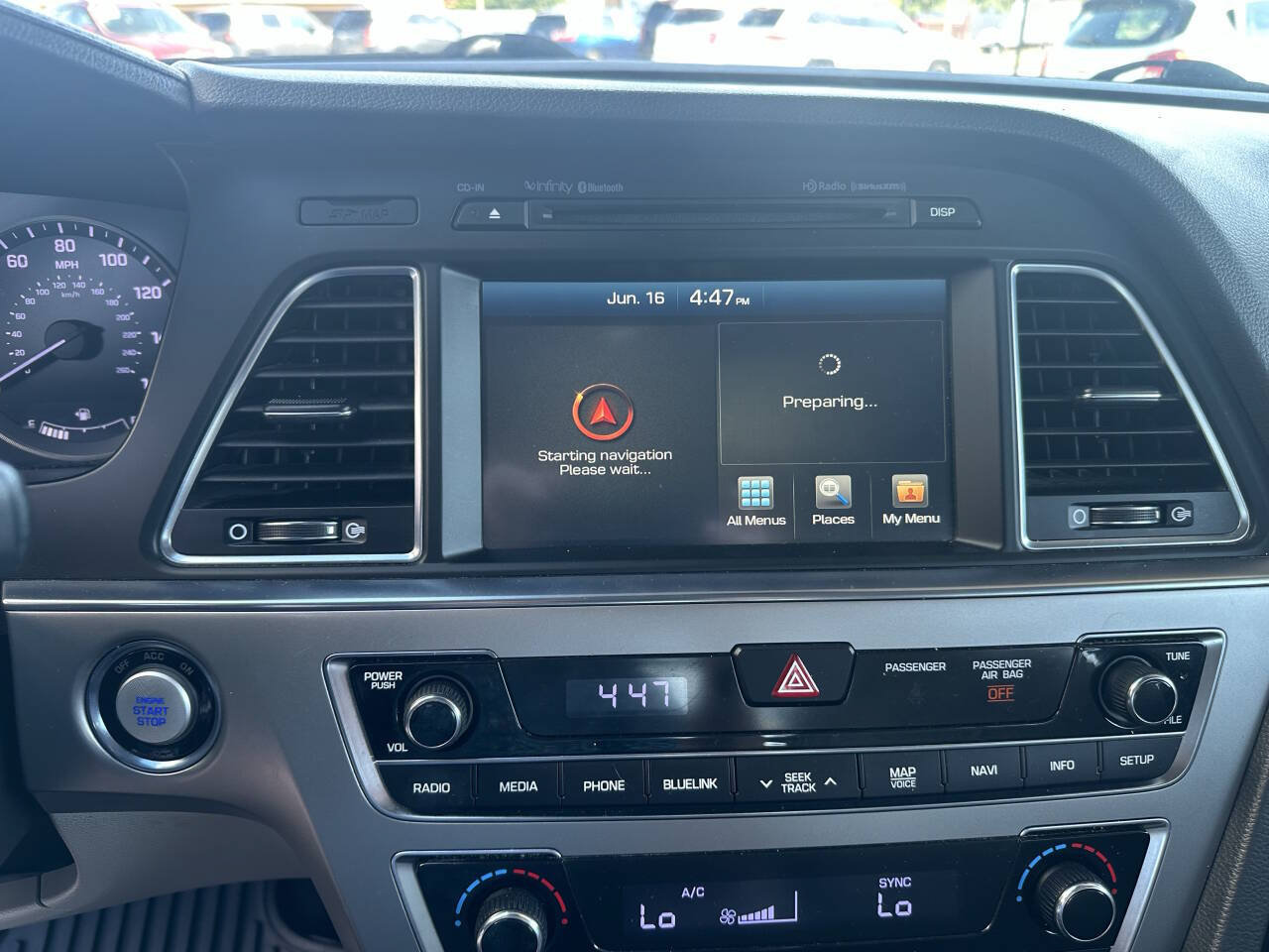 Used 2017 Hyundai Sonata Limited w/ Ultimate Package 04 FWD image 19